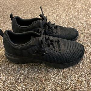 Skechers Shoes Women’s Size 7‎ Air Cooled Memory Foam Lace Up